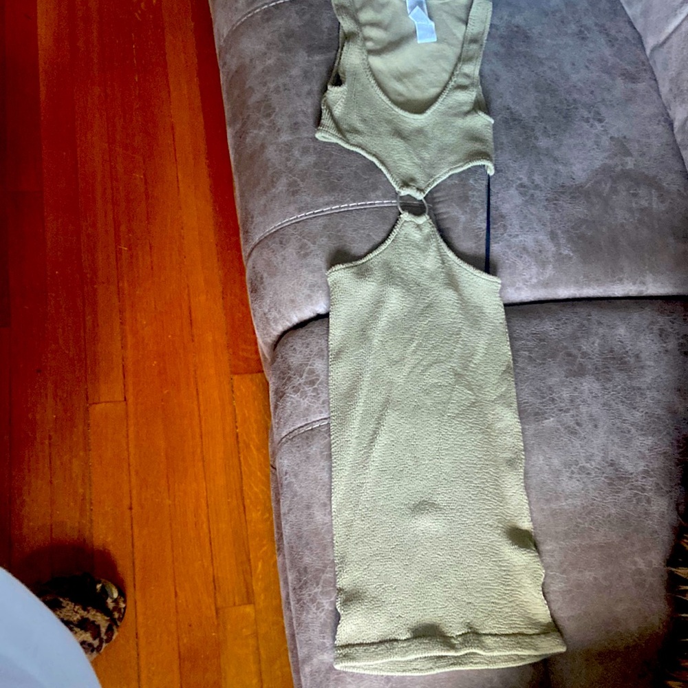 Brand new never worn forever 21 dress